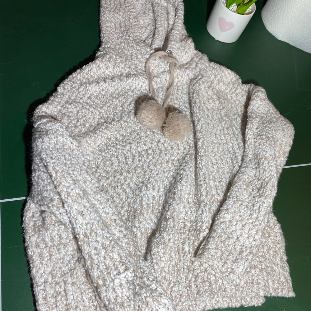 Sweater with hood